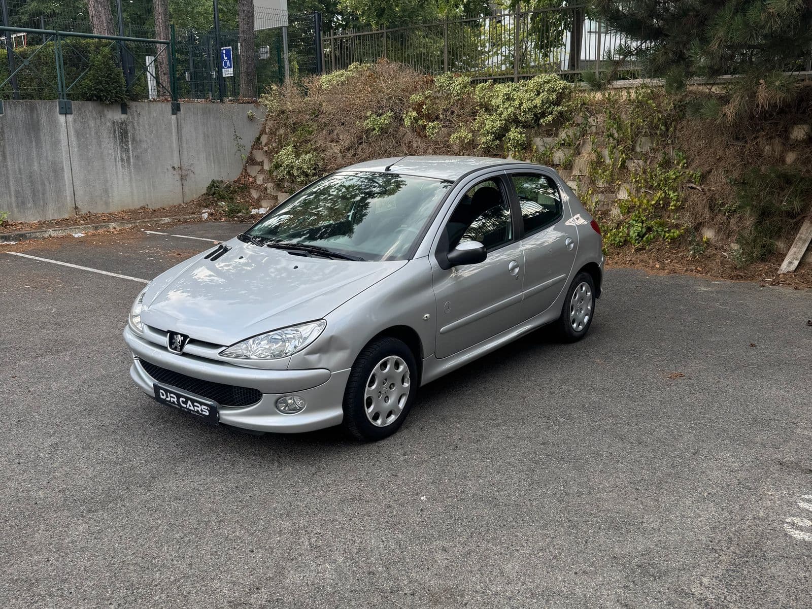Peugeot 206 1.4 HDi 70 ch Génération Gris
