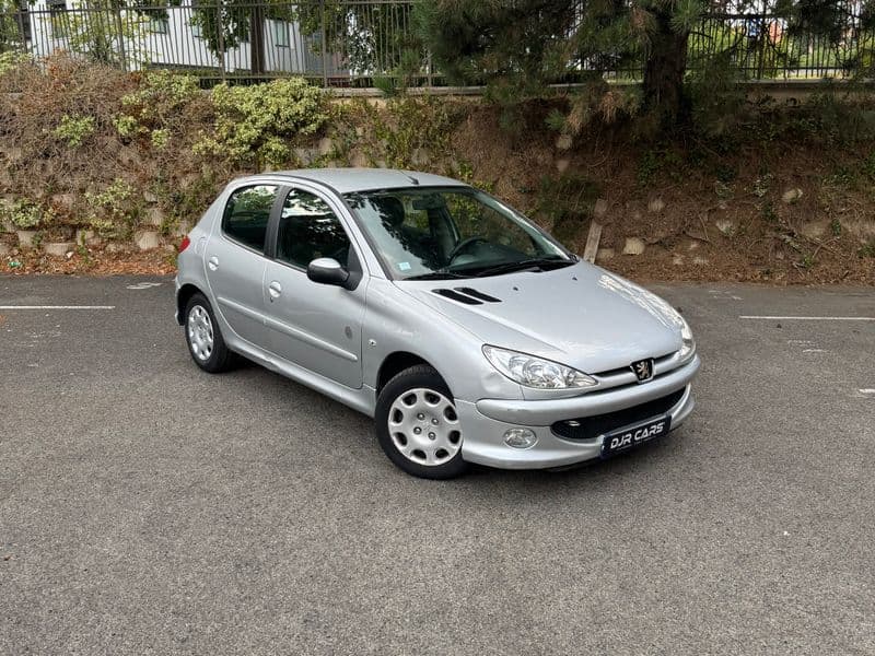 Peugeot 206 1.4 HDi 70 ch Génération 2008