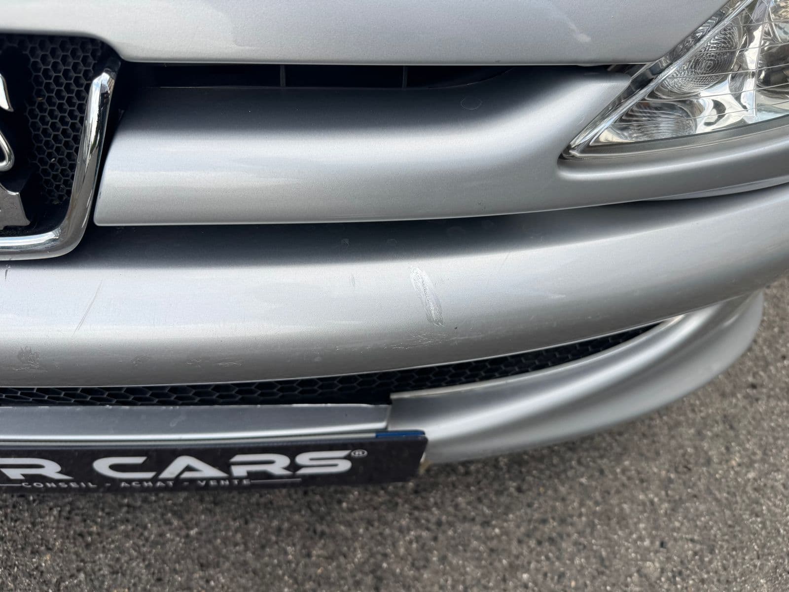 Peugeot 206 1.4 HDi 70 ch Génération Gris