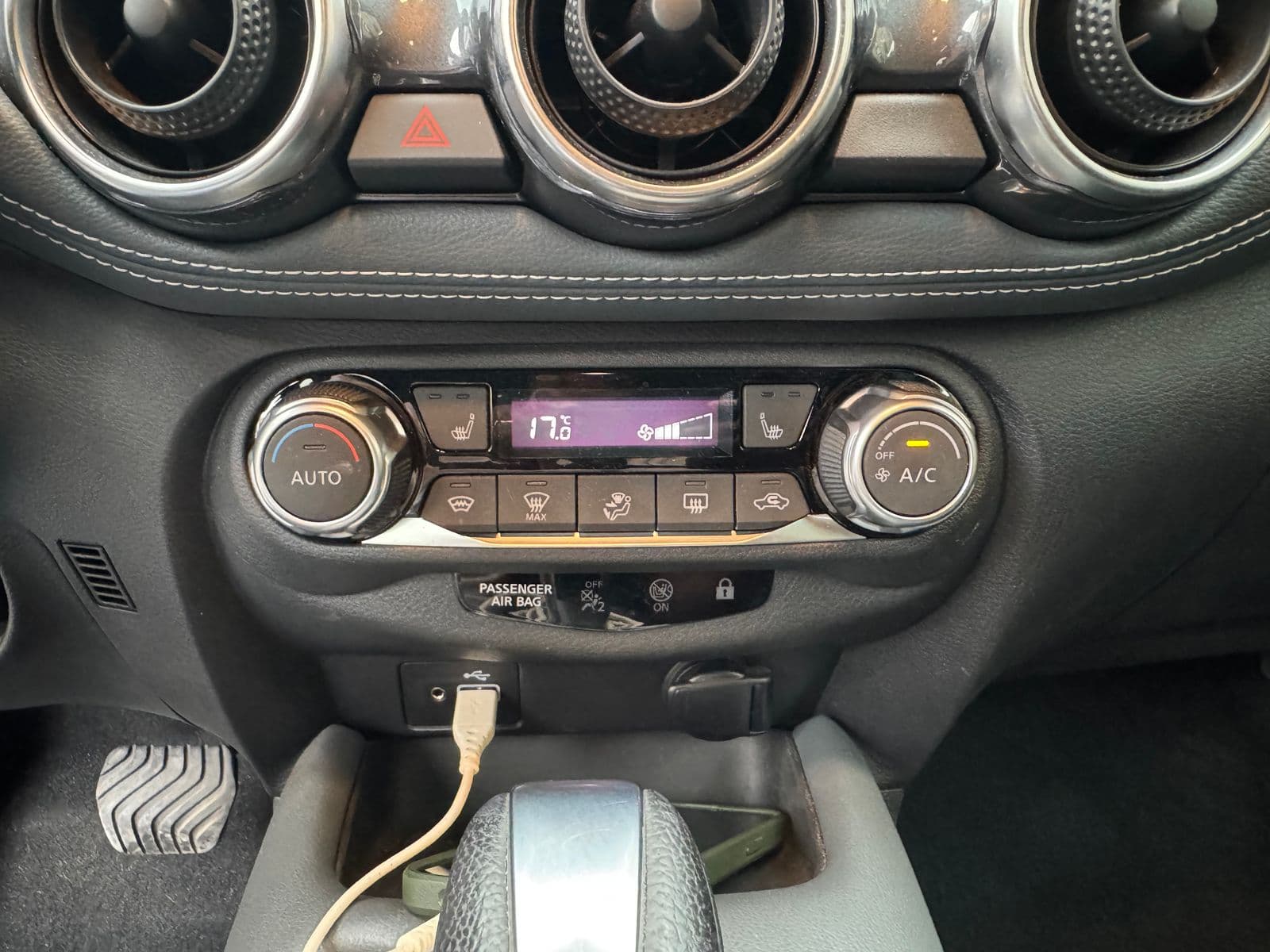Nissan Juke 1.0 DIG-T 114 ch DCT7 Tekna Bleu