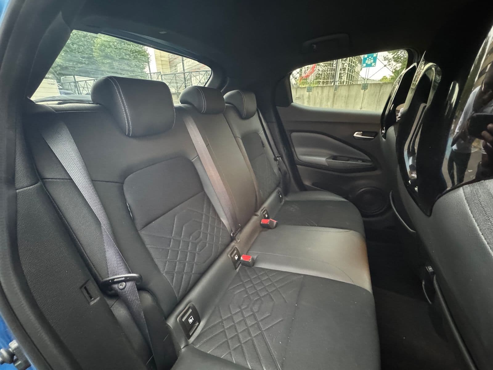 Nissan Juke 1.0 DIG-T 114 ch DCT7 Tekna Bleu