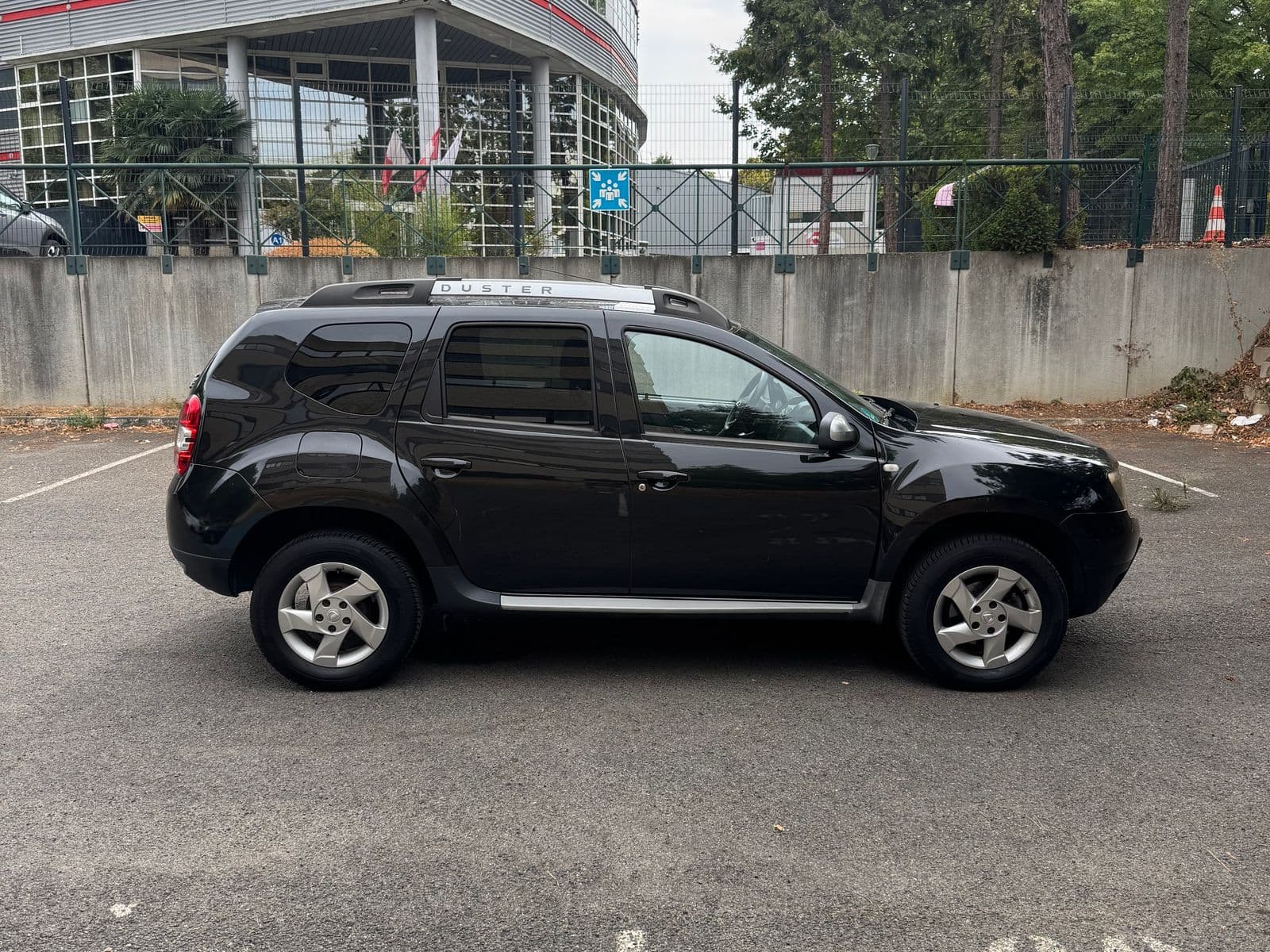 Dacia Duster 1.5 dCi 110 ch EDC 4x2 Prestige Noir