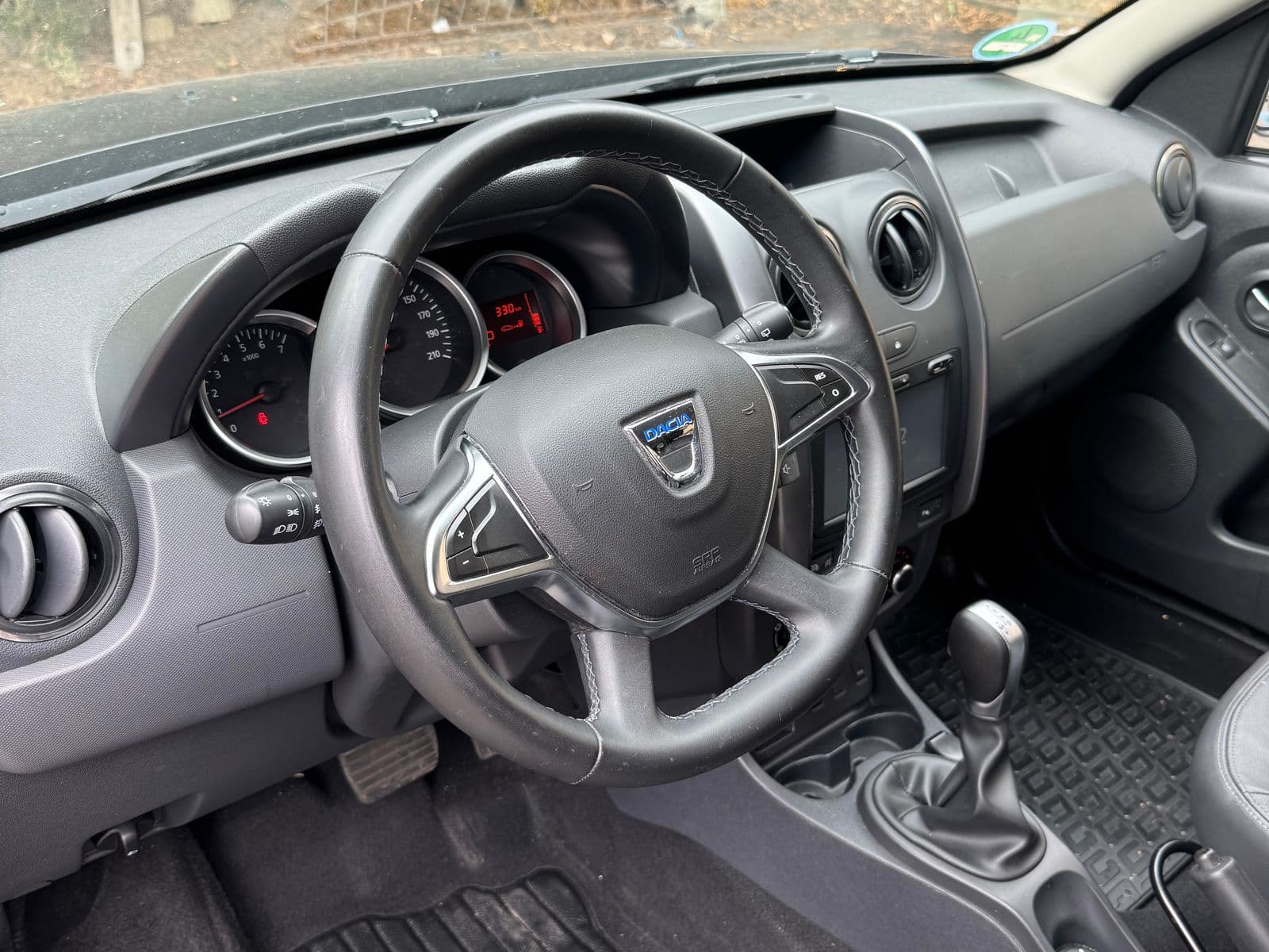 Dacia Duster 1.5 dCi 110 ch EDC 4x2 Prestige Noir