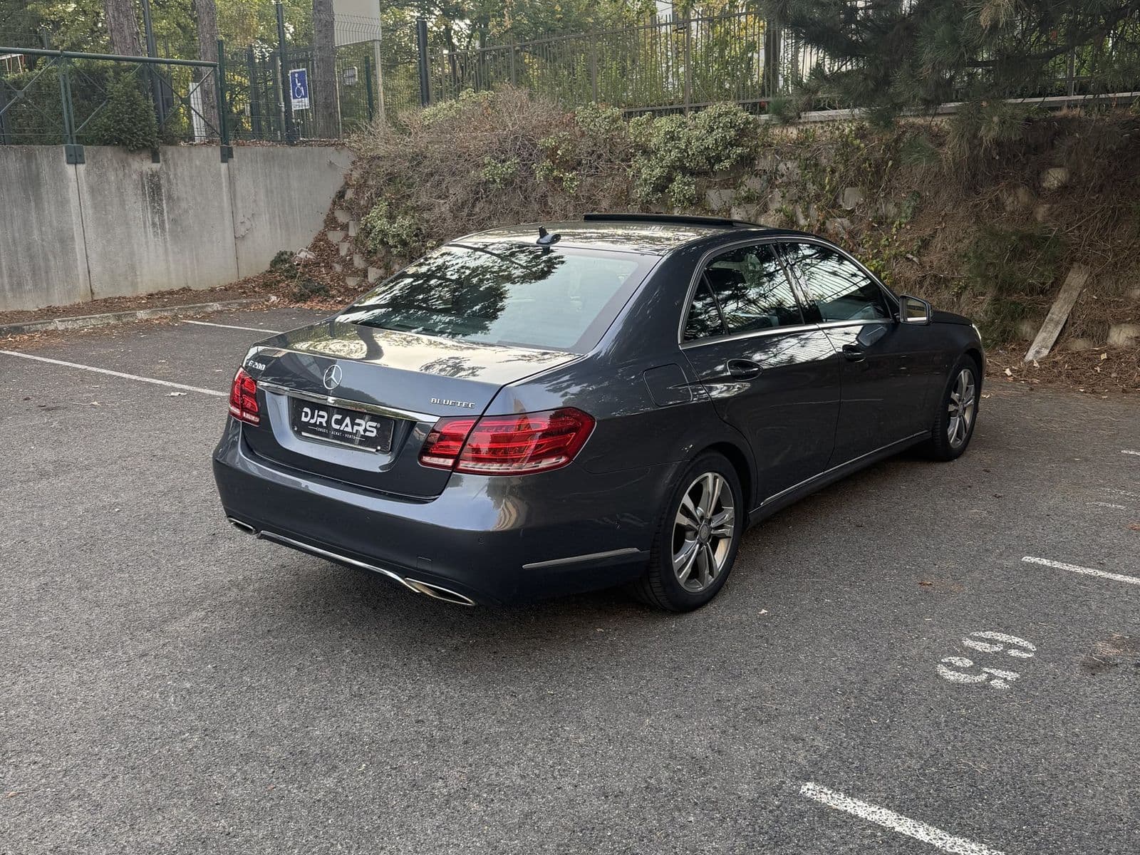 Mercedes Classe E 200 BlueTEC 136 ch Business Executive Gris