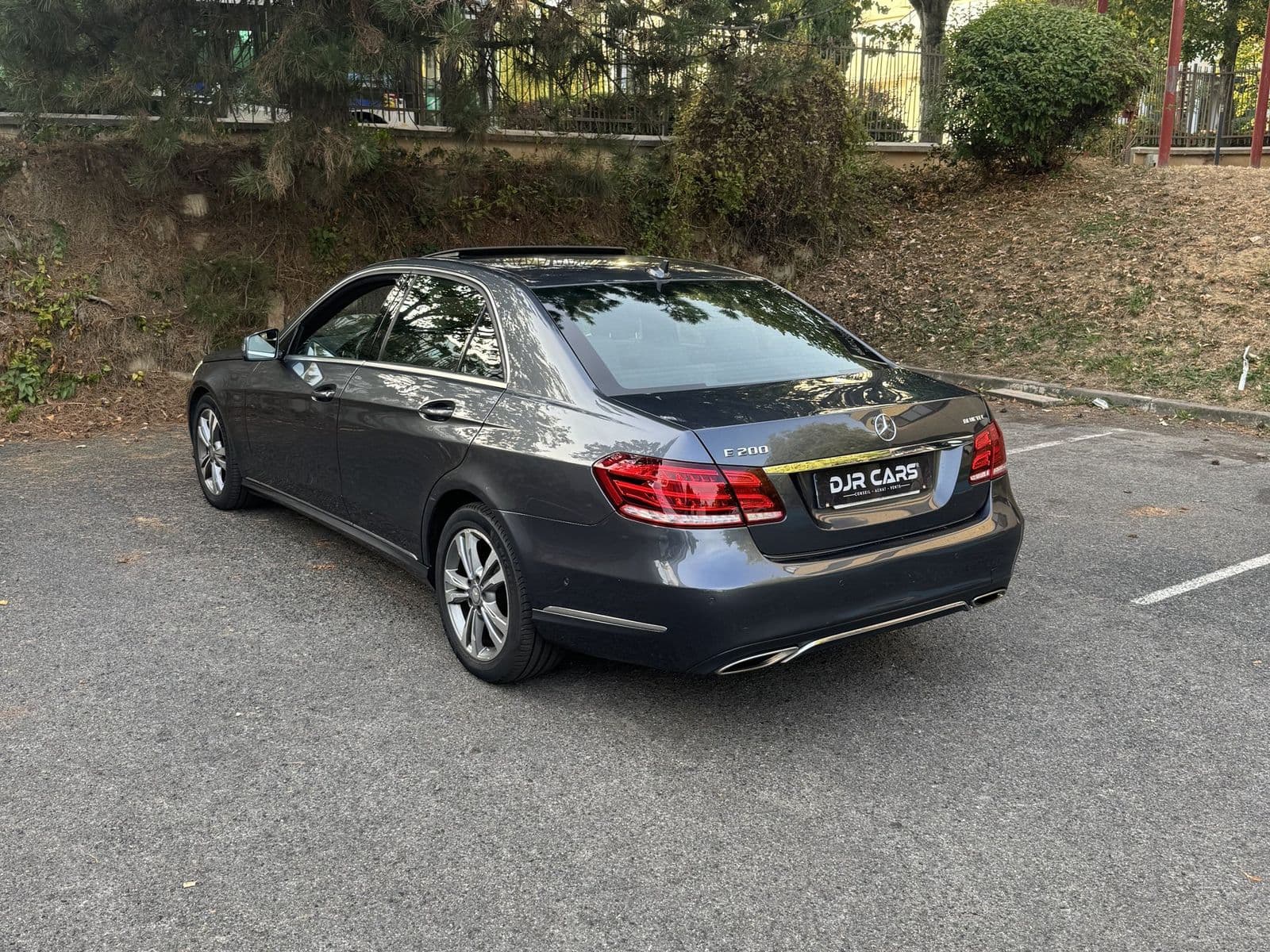 Mercedes Classe E 200 BlueTEC 136 ch Business Executive Gris