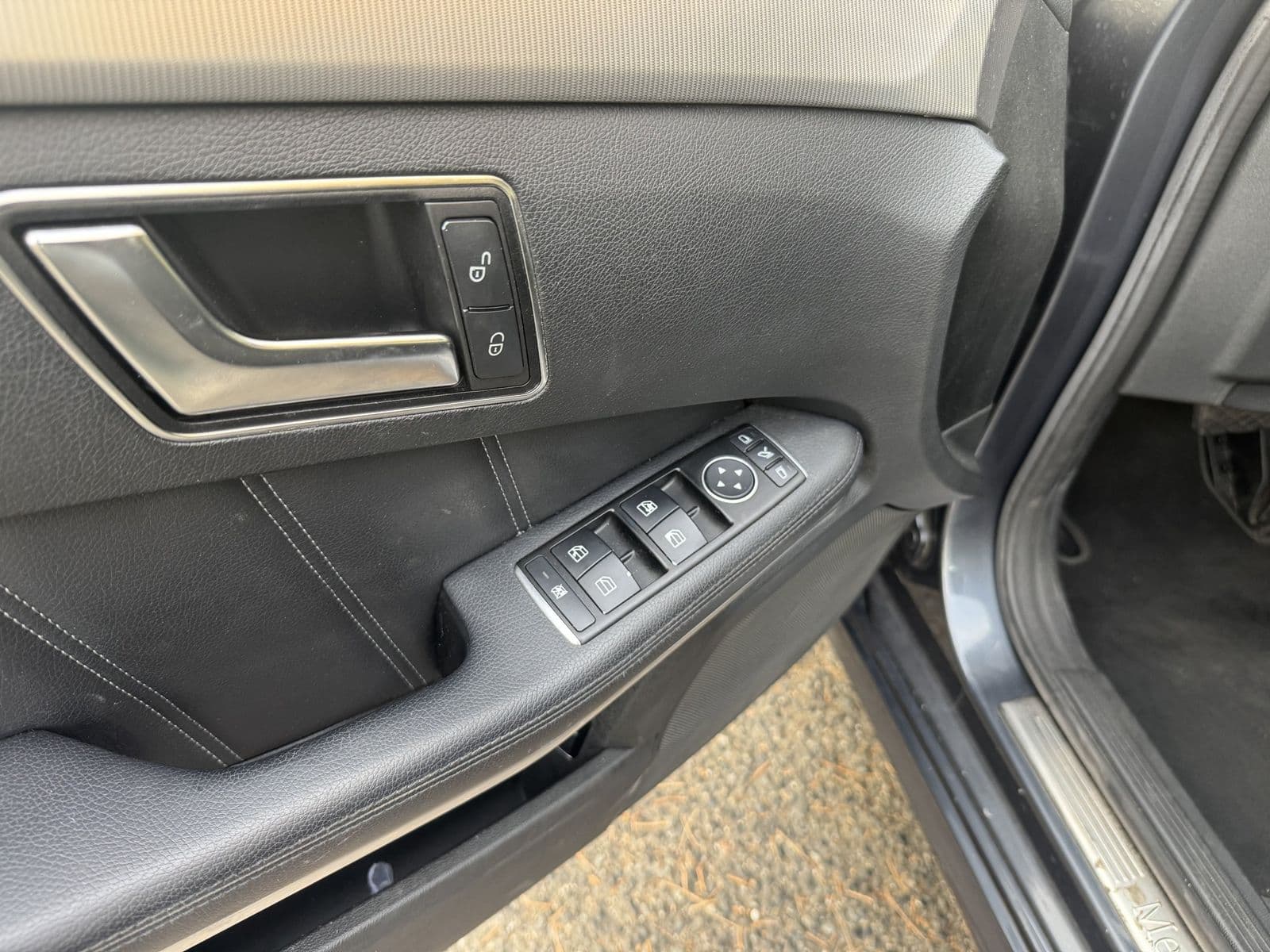 Mercedes Classe E 200 BlueTEC 136 ch Business Executive Gris