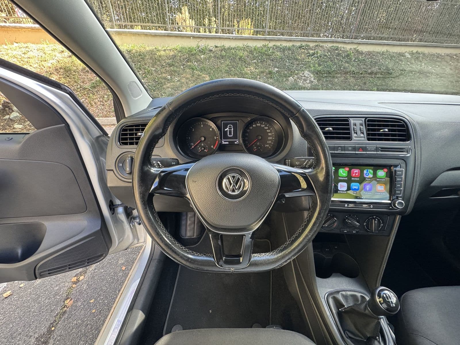 Volkswagen Polo V 1.4 TDI 90 ch Trendline Gris
