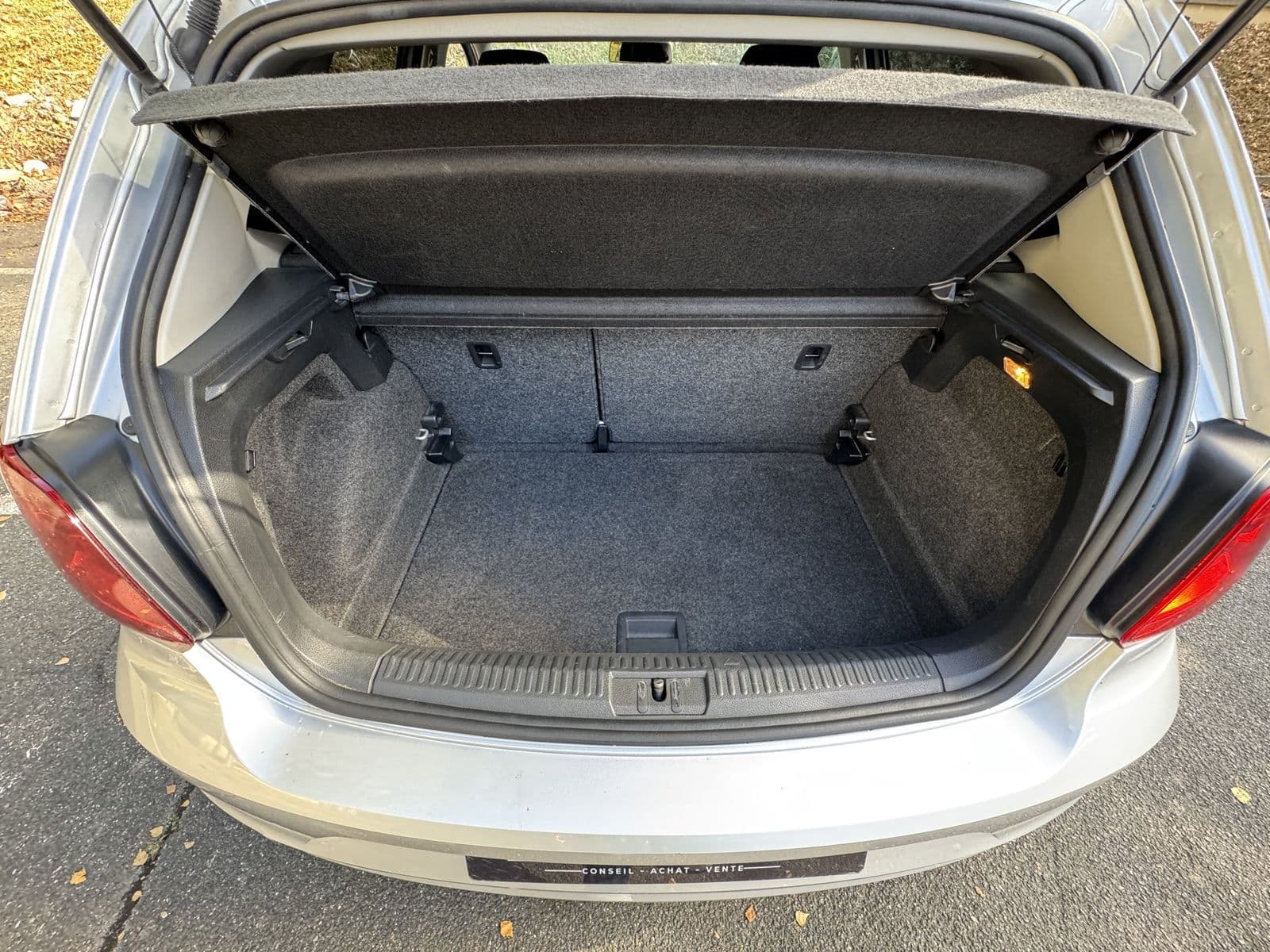 Volkswagen Polo V 1.4 TDI 90 ch Trendline Gris