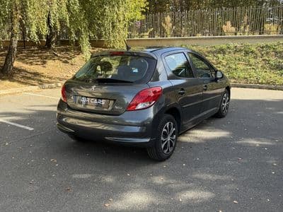 Peugeot 207 1.4 75 ch Active Gris
