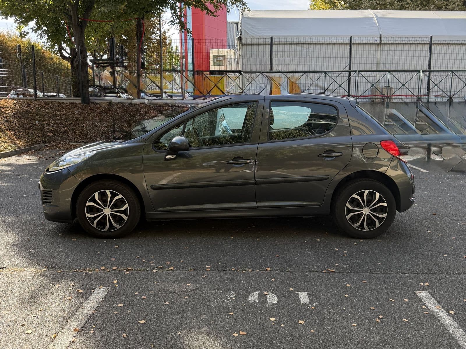 Peugeot 207 1.4 75 ch Active Gris