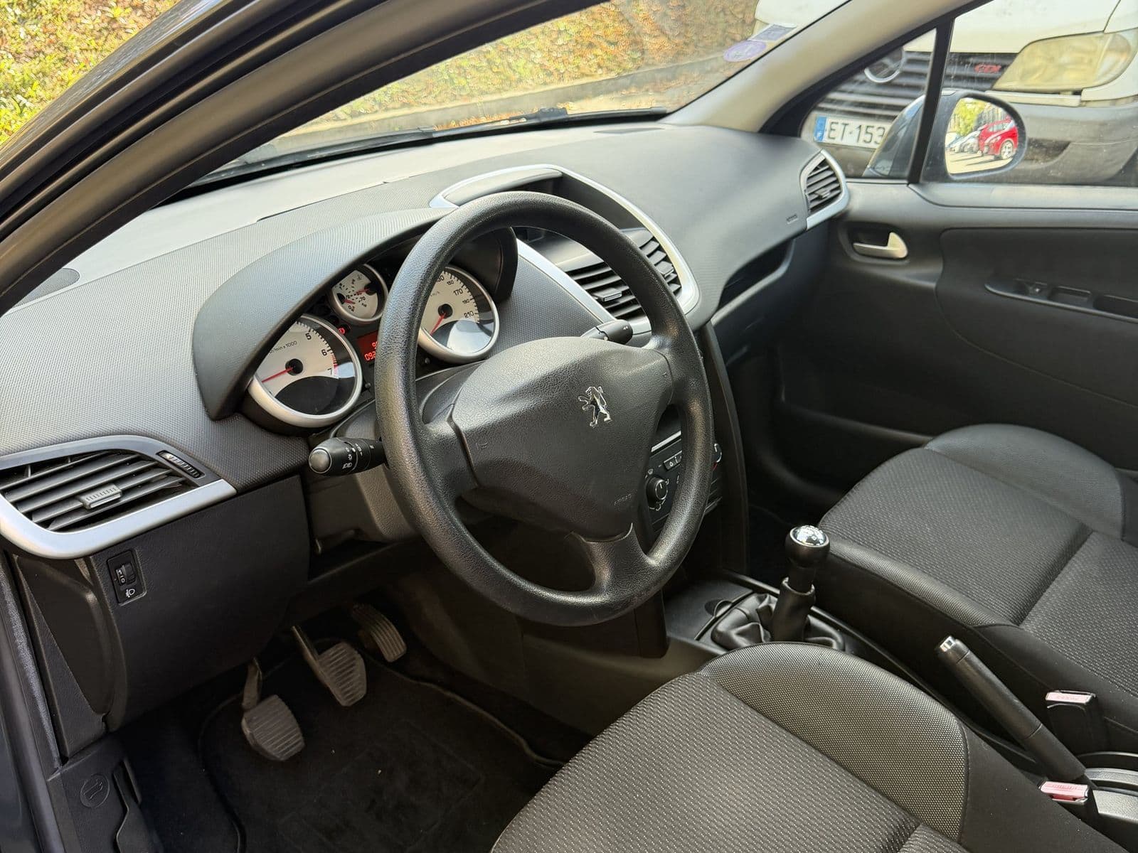 Peugeot 207 1.4 75 ch Active Gris