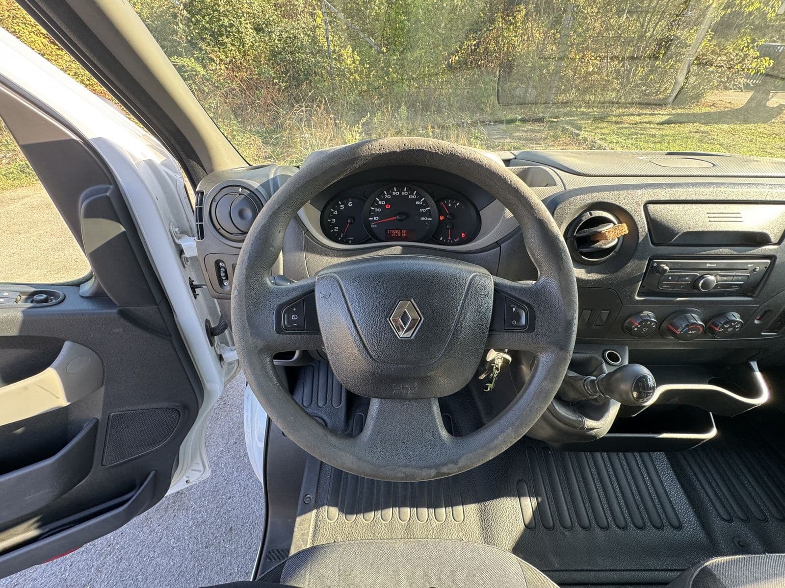 Renault Master Fourgon 2.3 dCi 125 ch L2H2 Grand Confort Blanc