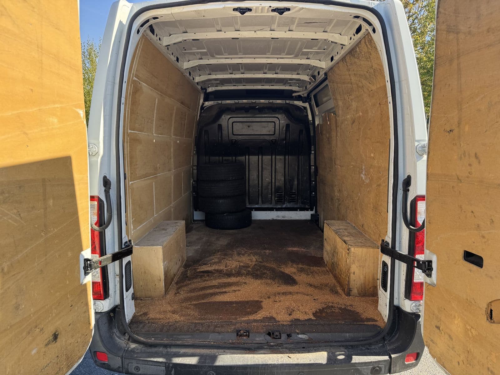 Renault Master Fourgon 2.3 dCi 125 ch L2H2 Grand Confort Blanc