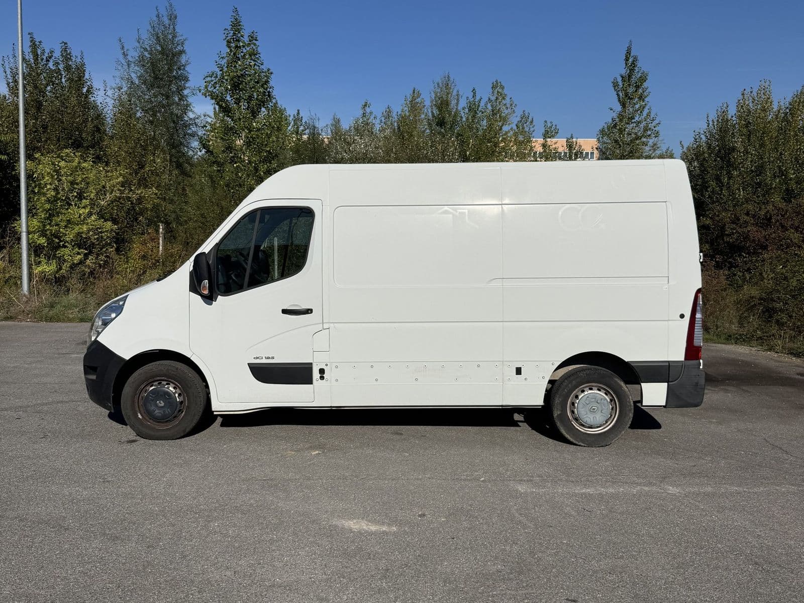 Renault Master Fourgon 2.3 dCi 125 ch L2H2 Grand Confort Blanc