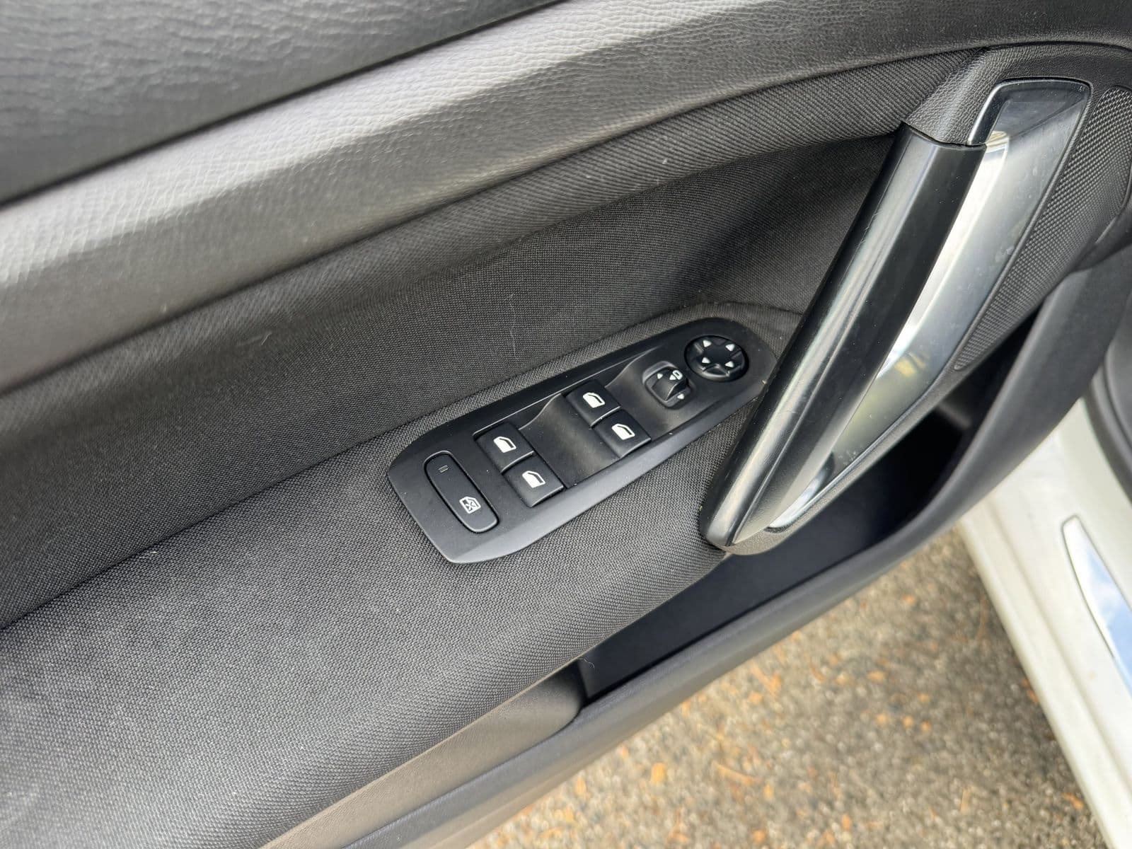 Peugeot 308 1.5 BlueHDi 100 ch SS BVM6 Style Blanc