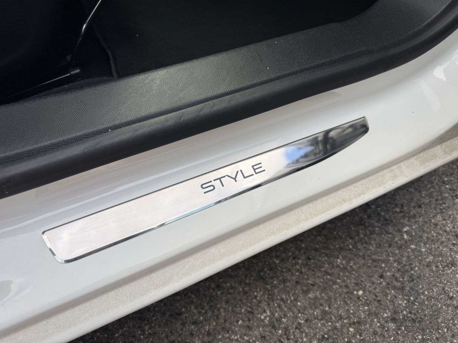 Peugeot 308 1.5 BlueHDi 100 ch SS BVM6 Style Blanc