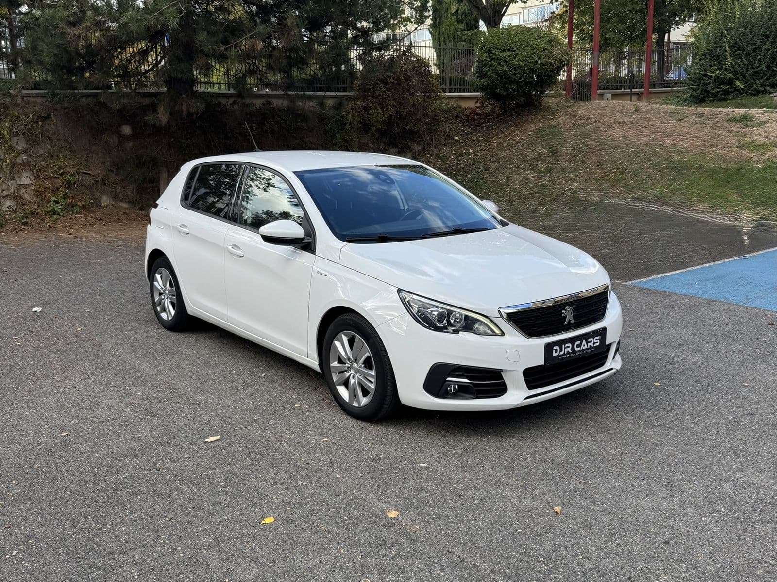 Peugeot 308 1.5 BlueHDi 100 ch SS BVM6 Style Blanc