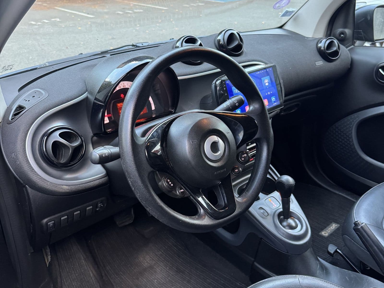Smart Fortwo Coupé 1.0 71 ch SS BA6 Pure Noir