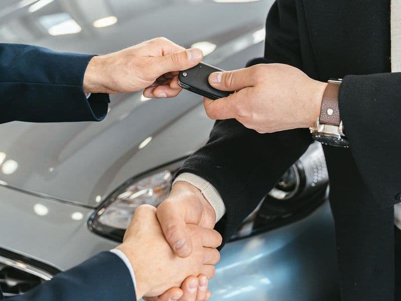 Reprise, particulier ou dépôt-vente : comment vendre sa voiture en 2026
