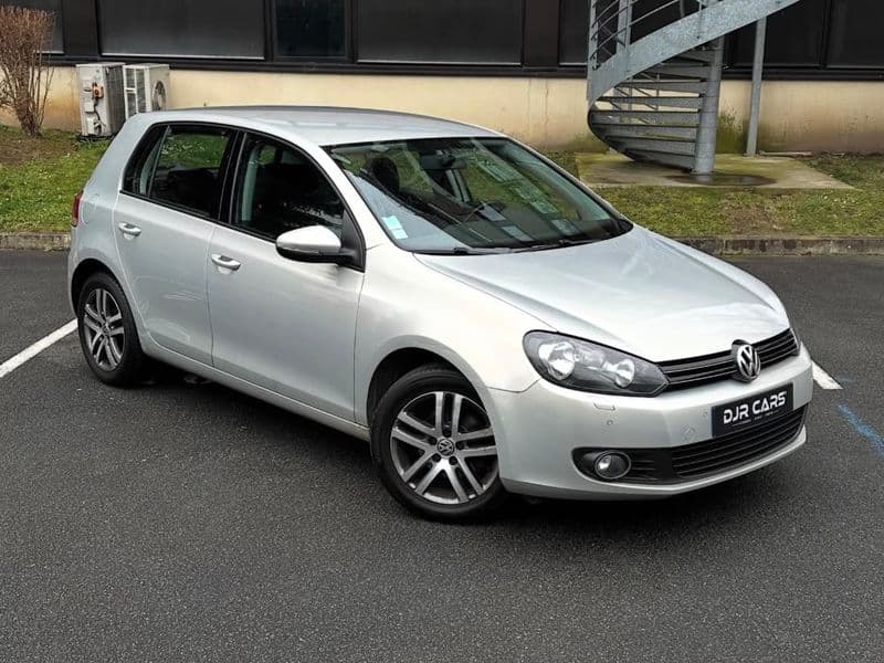 Volkswagen Golf VI